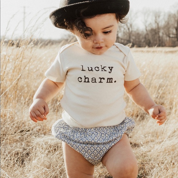 Lucky Charm Organic Bodysuit Onesie - Picture 4 of 7
